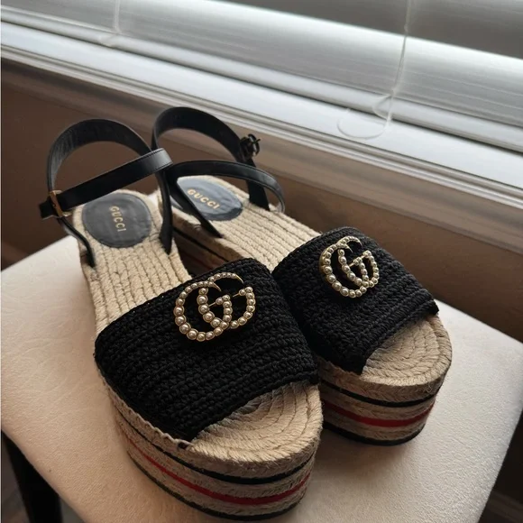 Gucci Black and Cream Espadrilles with GG Logo